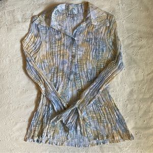 Textured flowy blouse